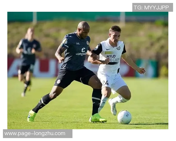 奥斯纳与海登的精彩对决揭示足球战术与团队合作的深刻内涵