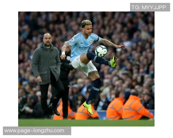 曼联主场迎战莱斯特城争夺英超积分榜重要胜利